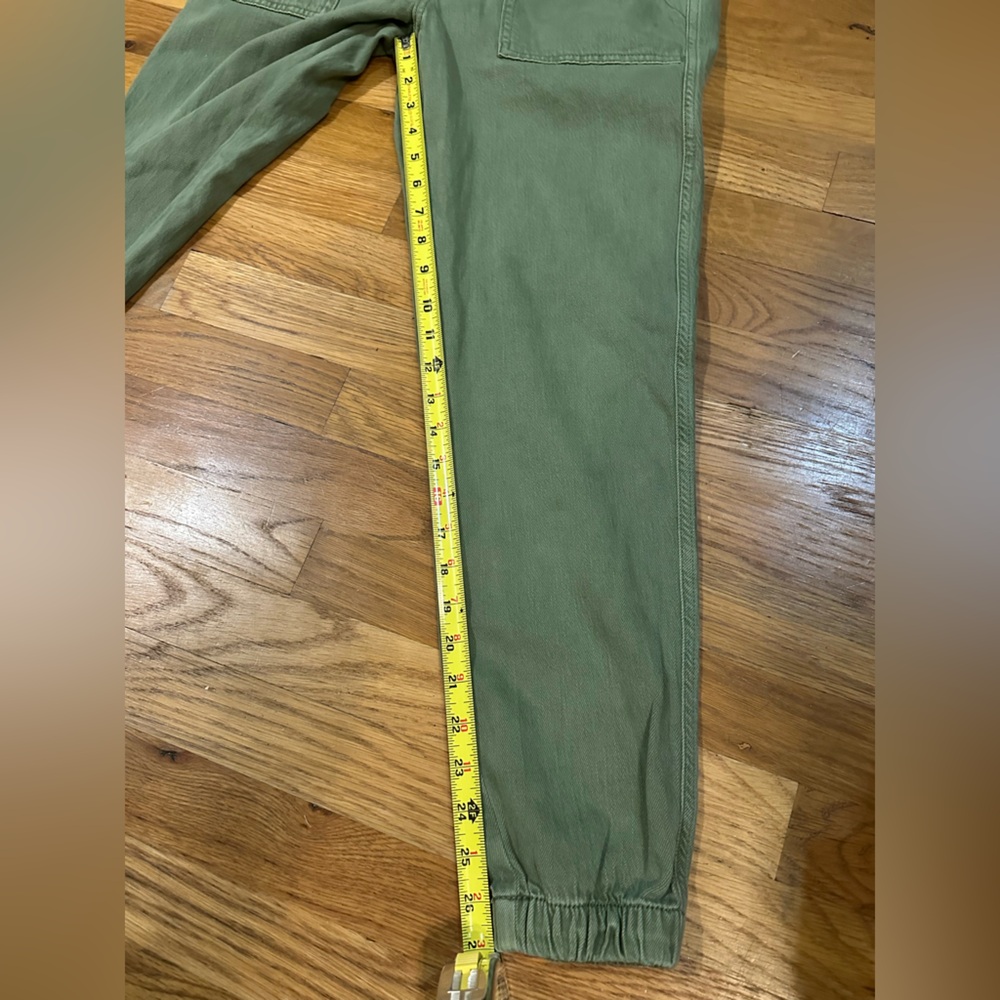 American Eagle Olive Green Drawstring Joggers - size 0 - Picture 6 of 8